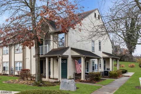 1703 Commons At Kingswood Dr East Brunswick Twp. NJ 08816