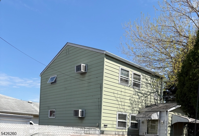 22 Hope St