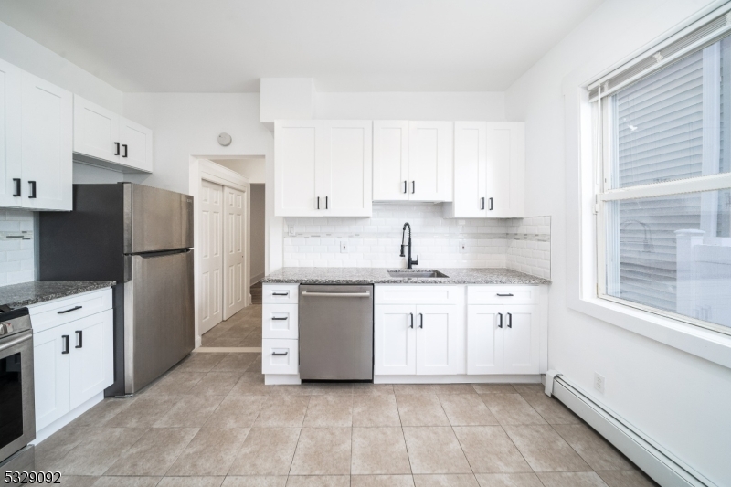 9 Kling St 3