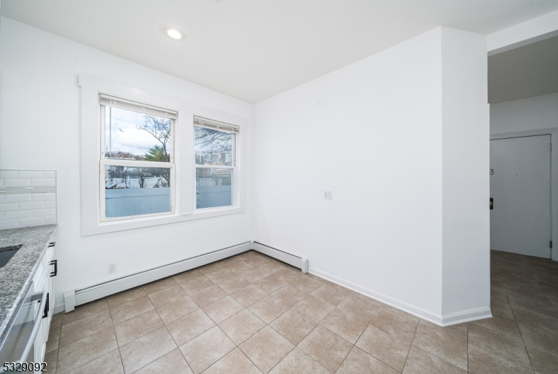 9 Kling St 3
