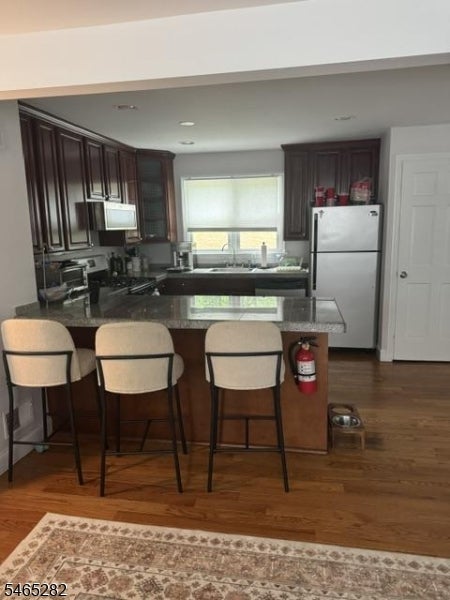 92 1/2 Macculloch Ave