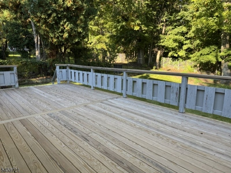 49 Shadylawn Dr