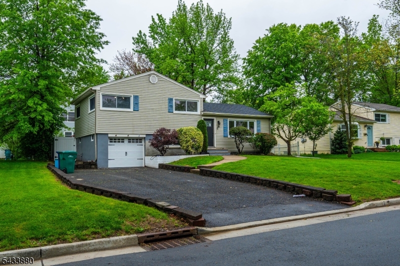58 Glenwood Rd