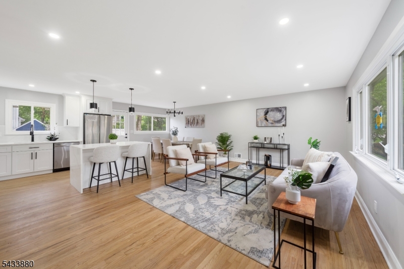 58 Glenwood Rd