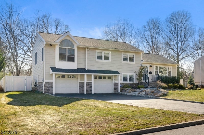 58 Edgewood Dr
