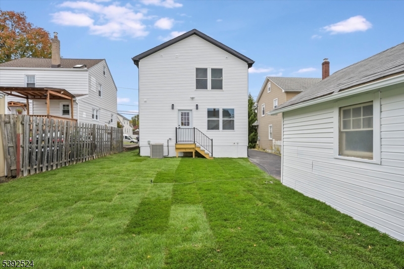 476 Innes Rd
