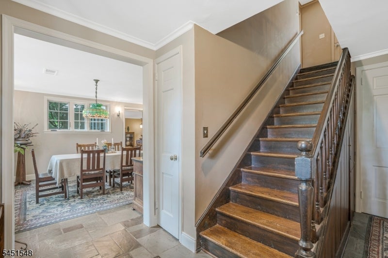 173 Hillcrest Rd
