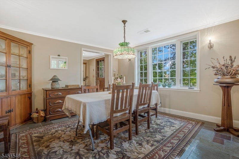 173 Hillcrest Rd