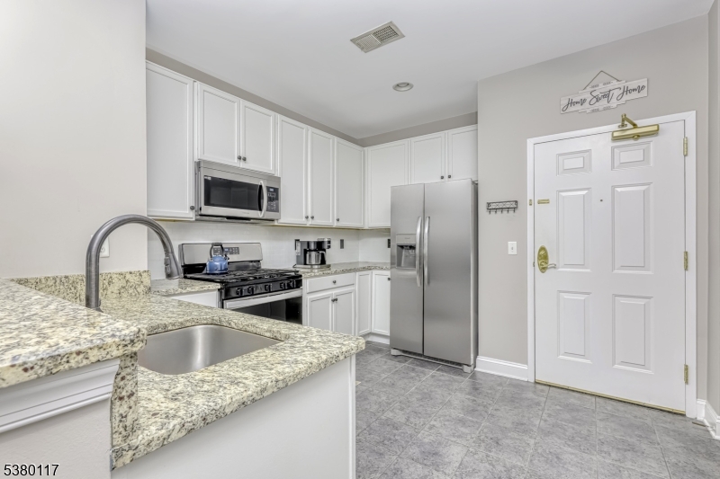 6220 Brookhaven Ct
