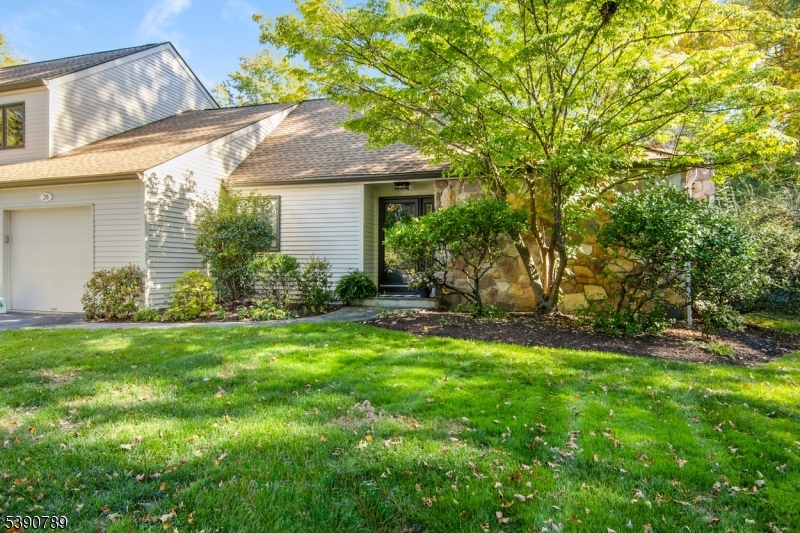 20 Lenape Dr