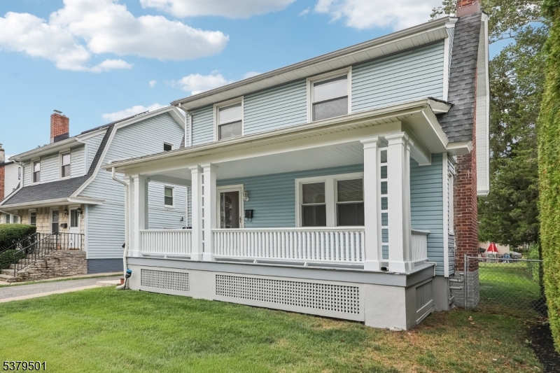 31 Monroe Ave
