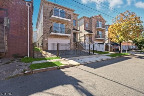 13 Wharton St Newark City NJ 07114