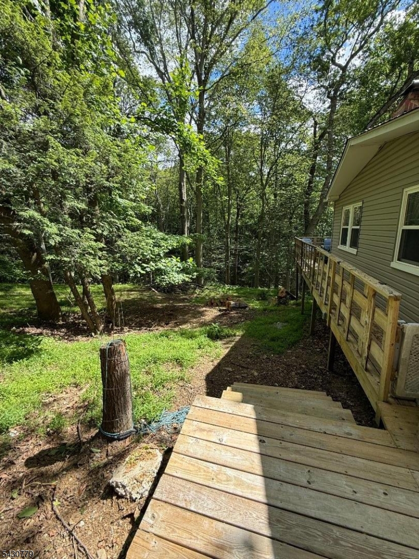 18 Northwood Dr