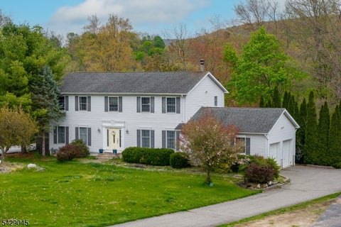 Photo for 20 Willow Grove Ct
