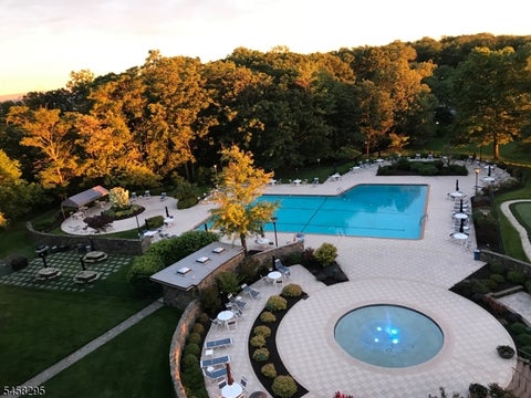 Photo for 2 Claridge Dr. 7FW