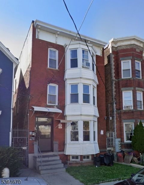 1124 Hampton Pl Elizabeth City NJ 07201
