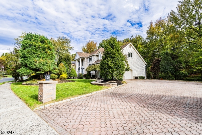 3 Anthony Ave