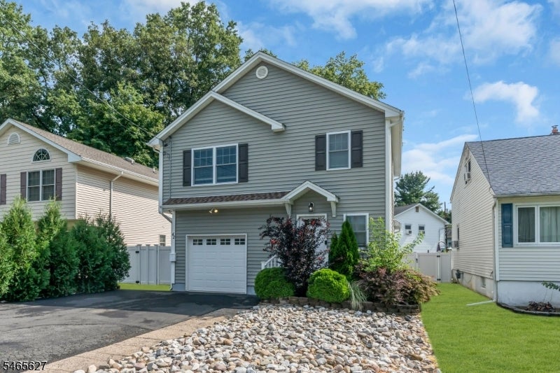 42 Deerfield Rd
