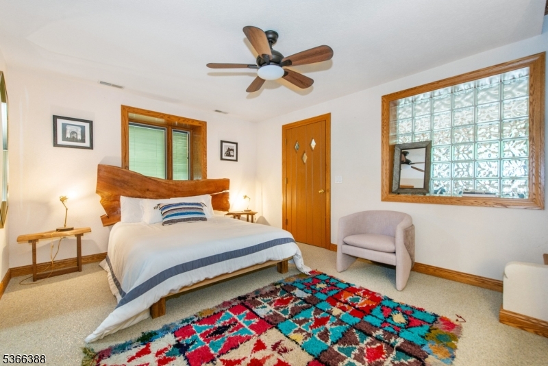 69 Mount Pleasant Rd