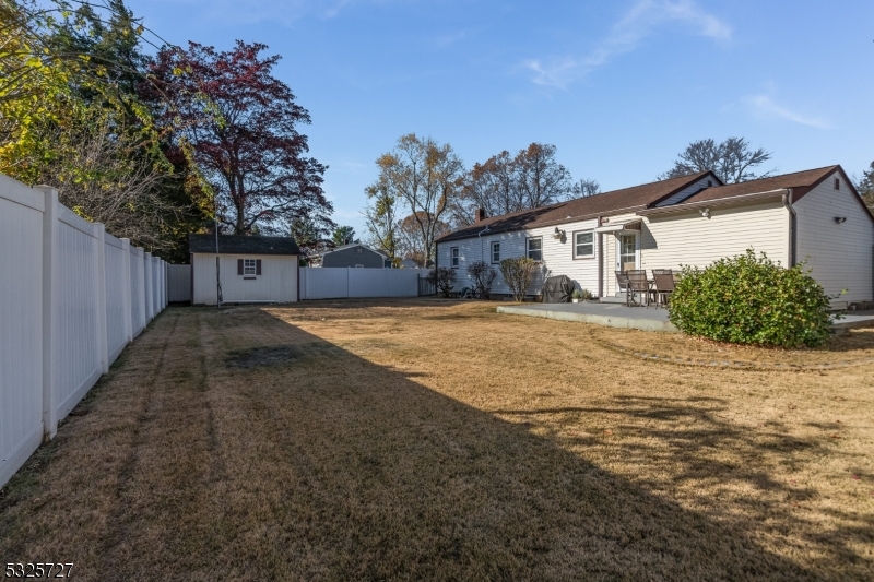 1565 W 6th Street