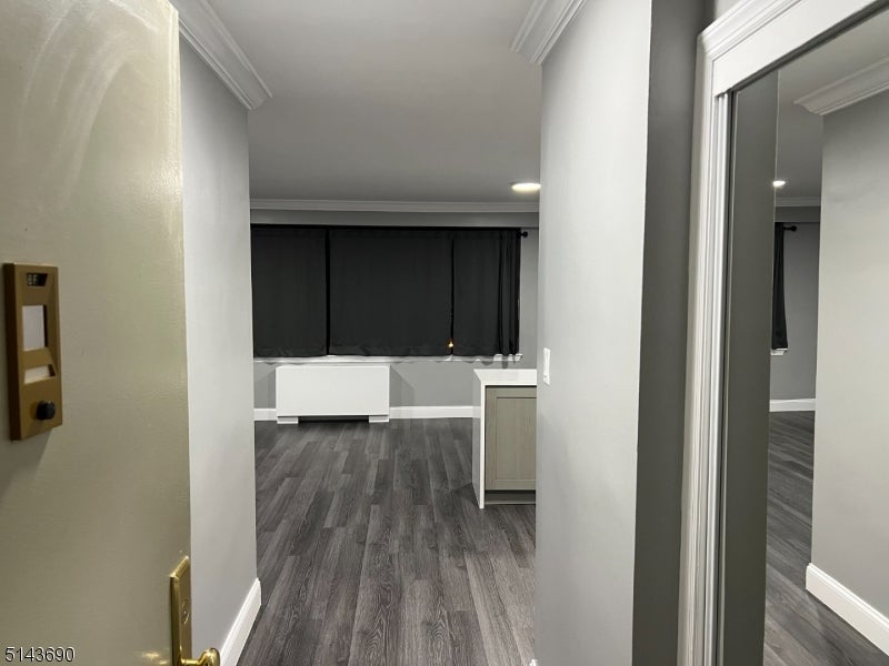 285 Aycrigg Ave 6F