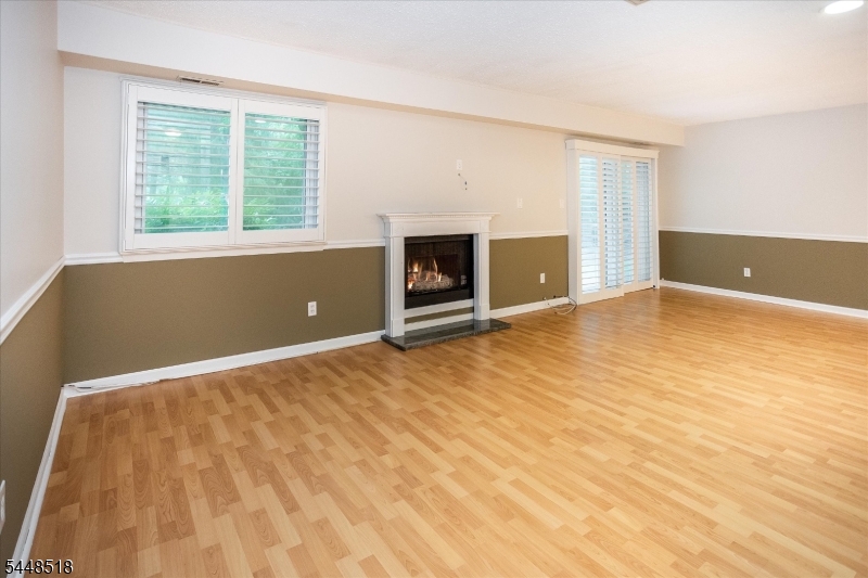 141 Woods Edge Dr 141