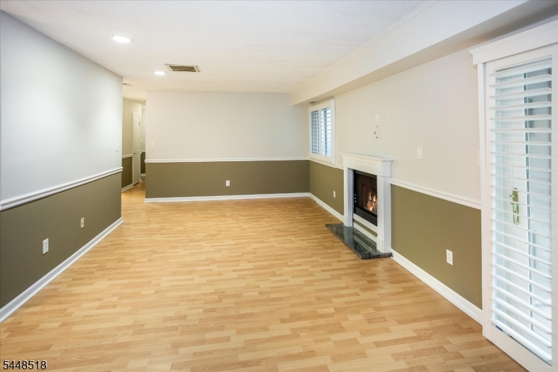 141 Woods Edge Dr 141