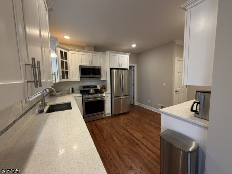 119 Claremont Ave 1