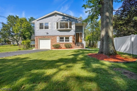Photo for 2441 Morse Ave