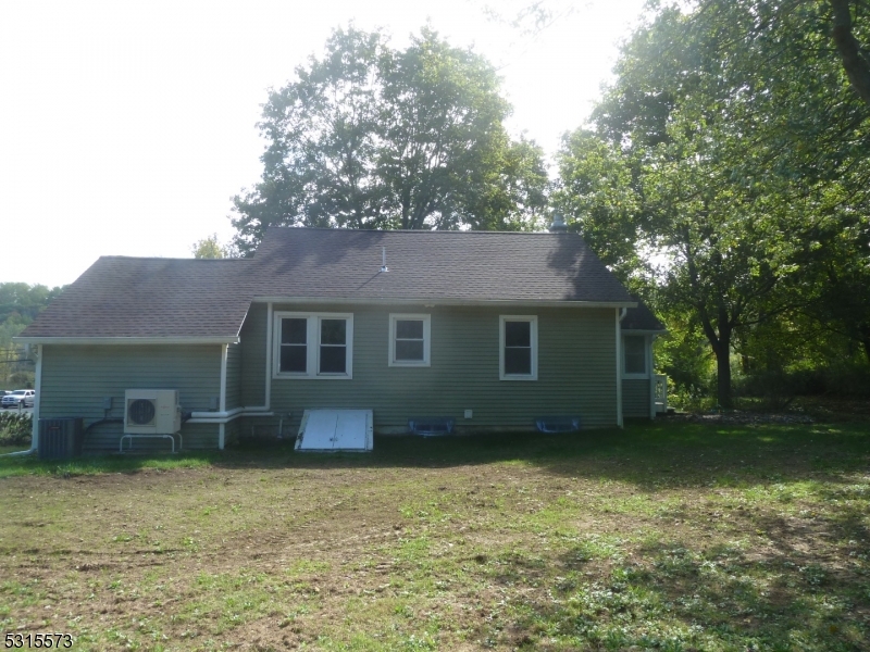 126 Us Highway 46