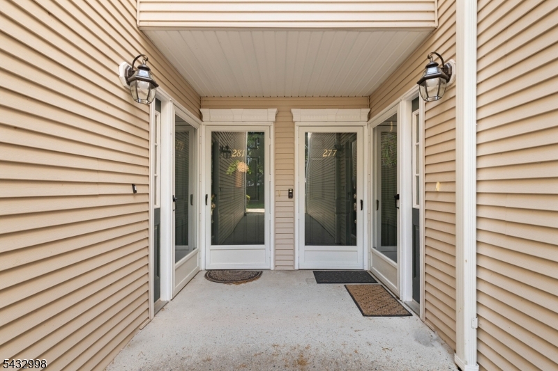 277 Winthrop Dr