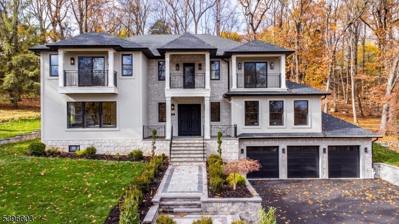 24 Cliffside Dr