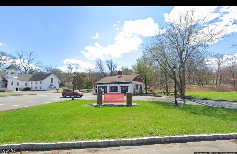625 Meyersville Rd