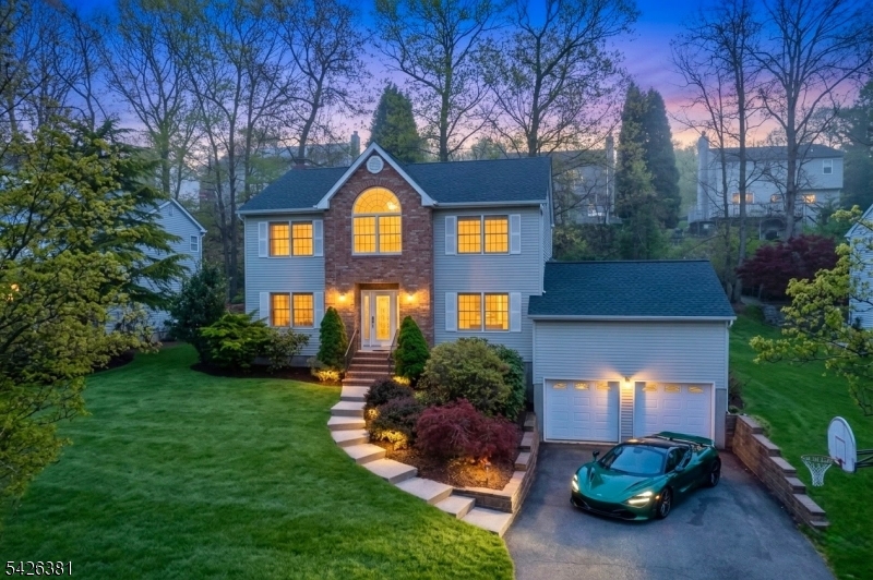 27 Sherbrook Dr