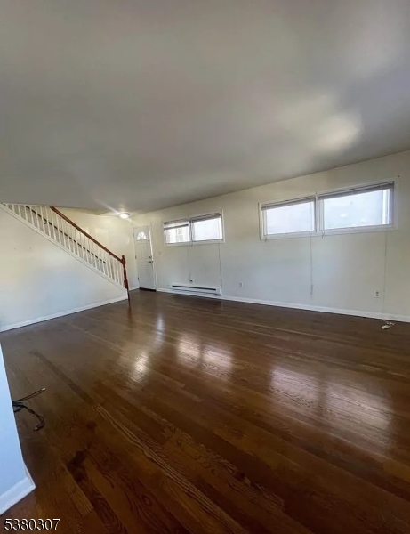 620 Essex Ave 3