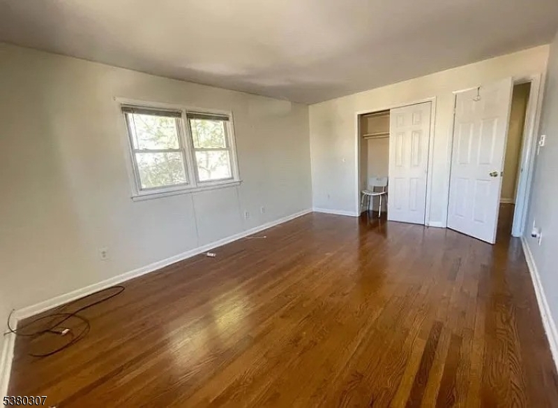 620 Essex Ave 3