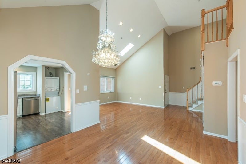 105 Roseland Ave 502
