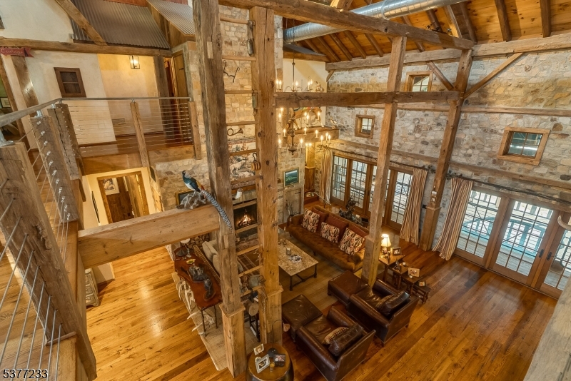 106 Mountain Top Rd