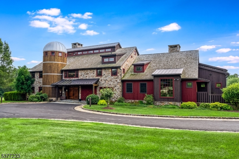 106 Mountain Top Rd