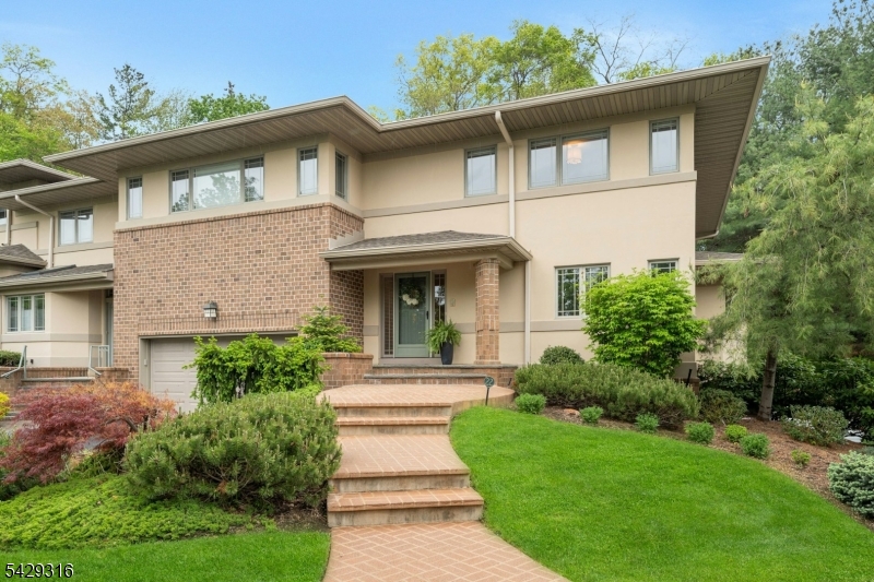 22 Fox Run Rd