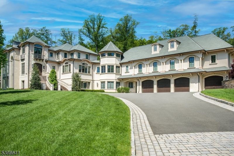 4 MASON HILL ROAD