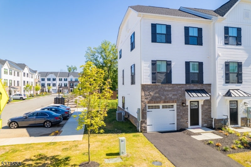 111 Bergen St