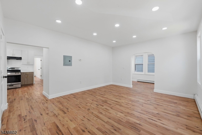 203 Hansbury Ave
