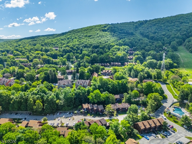 14 Stonehill Dr 6
