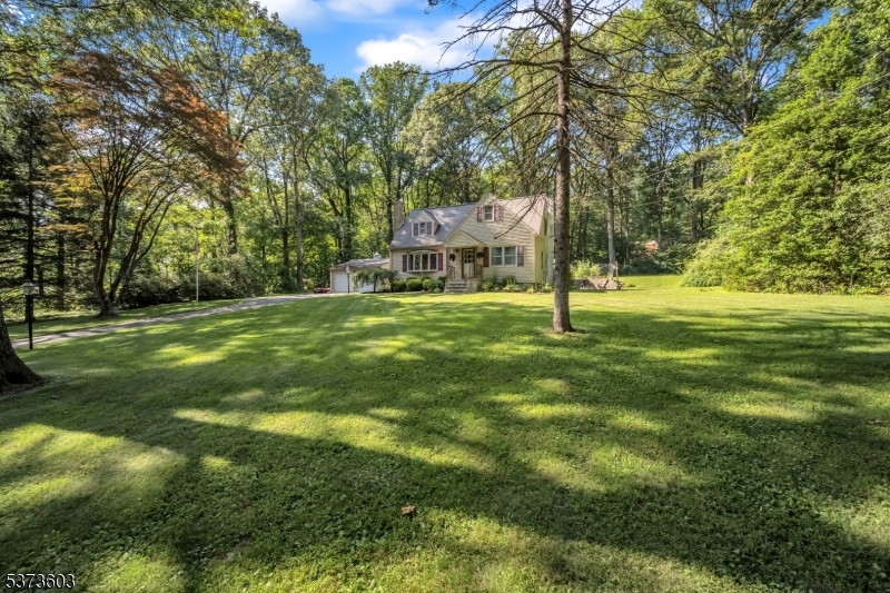 114 Hartmans Corner Rd