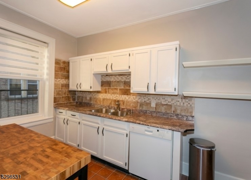 14 Forest St 205