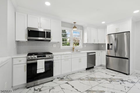 Photo for 8 Oak St