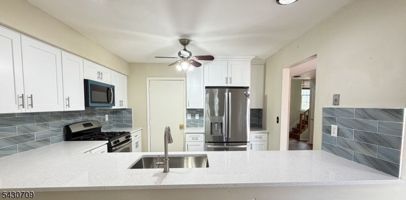 40 Whitby Cir