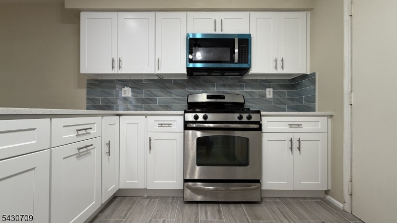40 Whitby Cir
