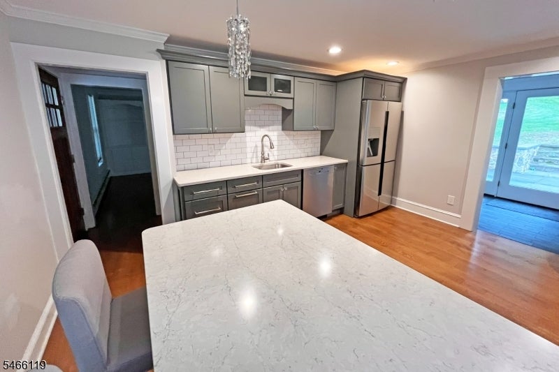 123 Philhower Ave